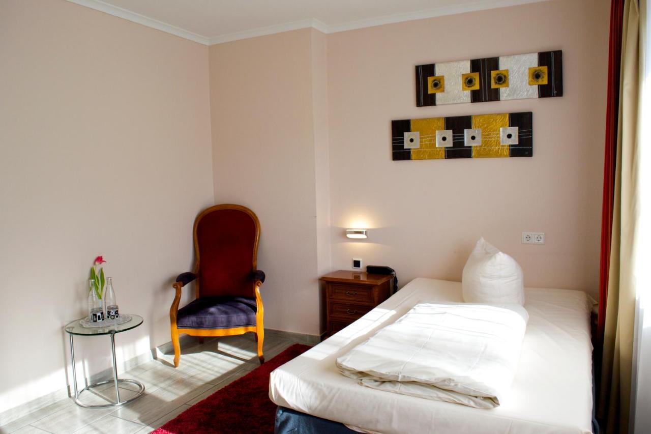 Hotel Terminus Дюссельдорф Экстерьер фото